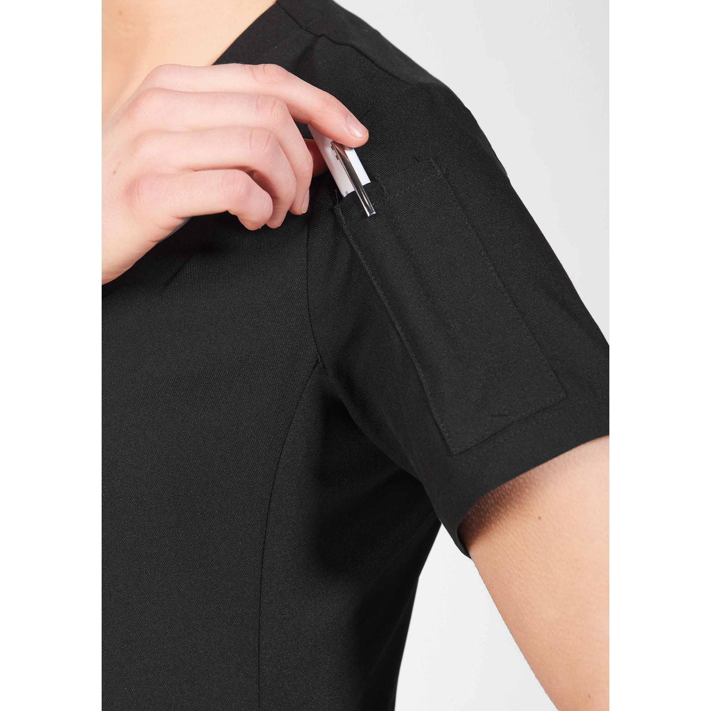 The Pearl MOBB Scrub Top