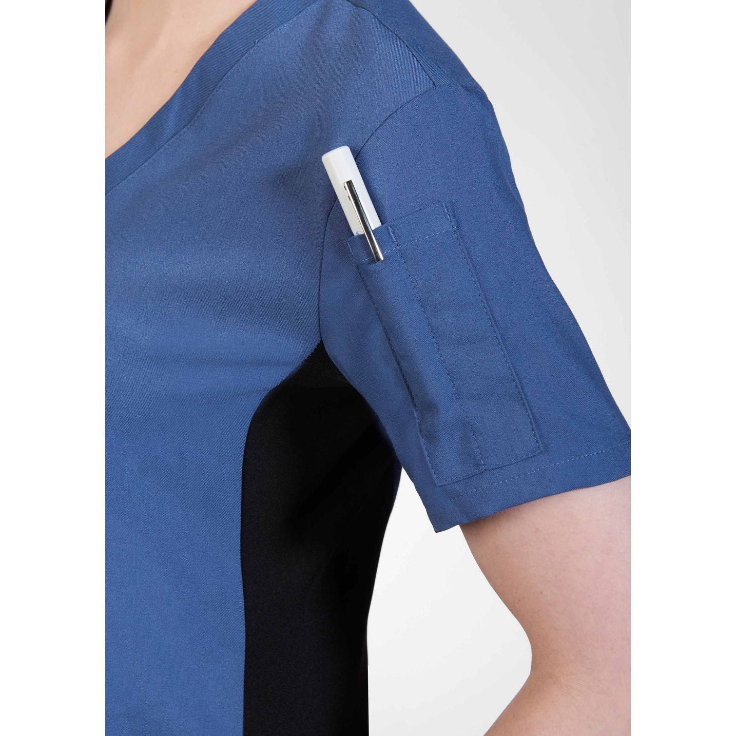 The Pearl MOBB Scrub Top