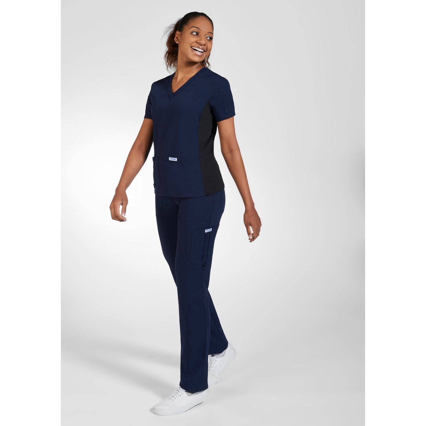 The Pearl MOBB Scrub Top