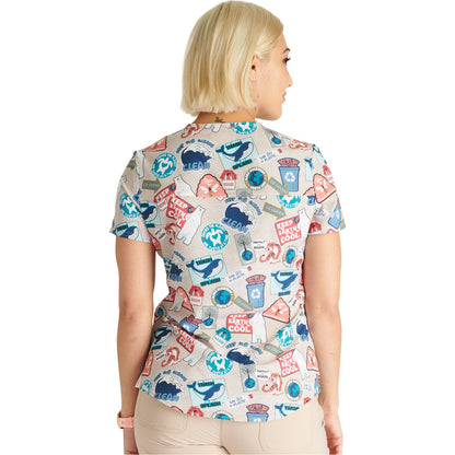 V-Neck Tuckable Print Top