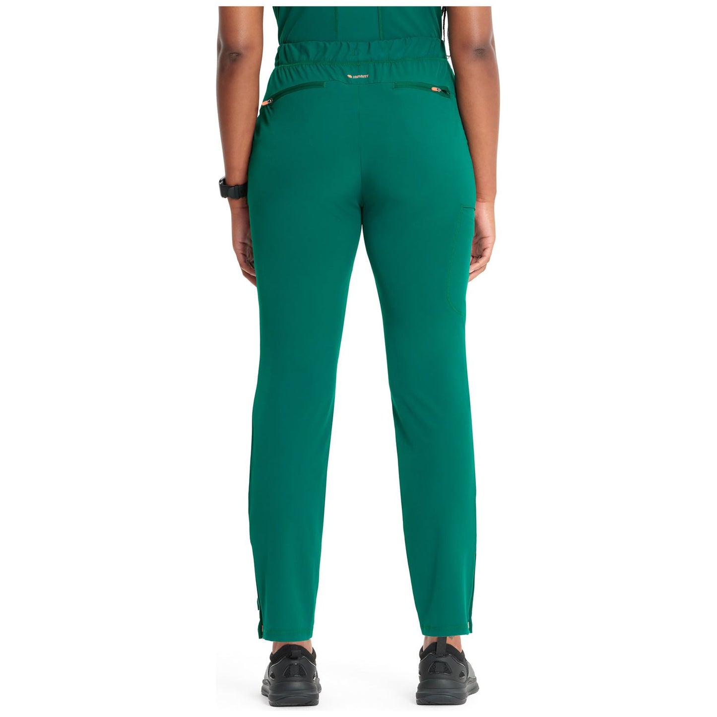 Mid Rise Pull-on Tapered Leg Cargo Pant
