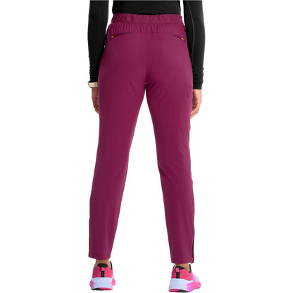 Mid Rise Pull-on Tapered Leg Cargo Pant