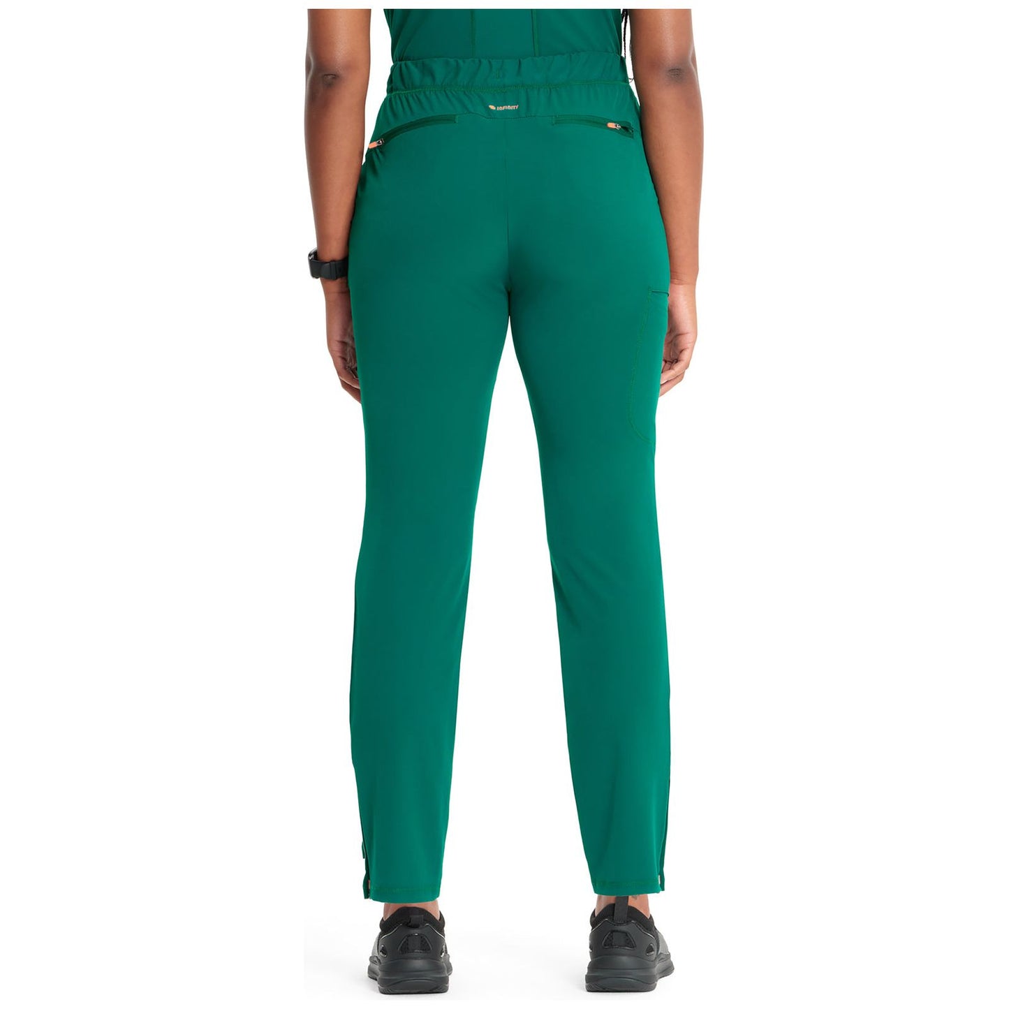 Mid Rise Pull-on Tapered Leg Cargo Pant
